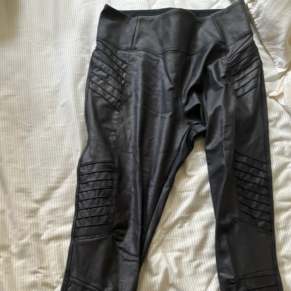 ATHLETA DELANCY GLEAM MOTO TIGHT MEDIUM